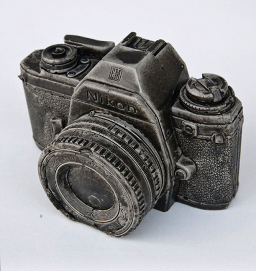 fer1972:  Future Fossils: Vintage Tech Case in Concrete by Bughouse