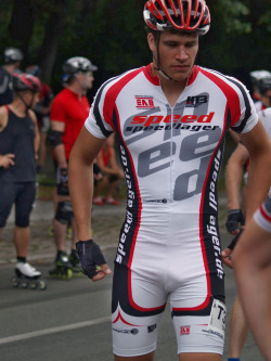 athletesjocks:  Speedlager Please follow these blogs! - candid♂male | cutguys♂only | athletes♂jocks | swimmers♂divers | watching♂men | missionary♂men