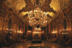 lilith-et-adalia: Palazzo Valguarnera Gangi