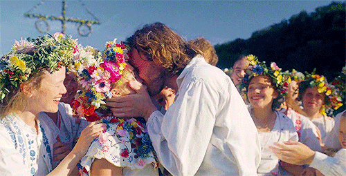 supremeleaderkylorens:Oh my god, Dani! May Queen!Midsommar (2019) dir. Ari Aster