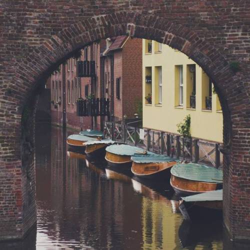 QUAINTNESS ON THE CANAL - Arches I;#Berkelpoort, #Zutphen, #TheNetherlands(at Zutphen, Netherlands)