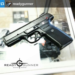 who-loves-guns-i-love-guns:  Repost @readygunner ・・・ Ruger SR9 by concealed_carry_nation https://instagram.com/p/zoGxmaSjs2/