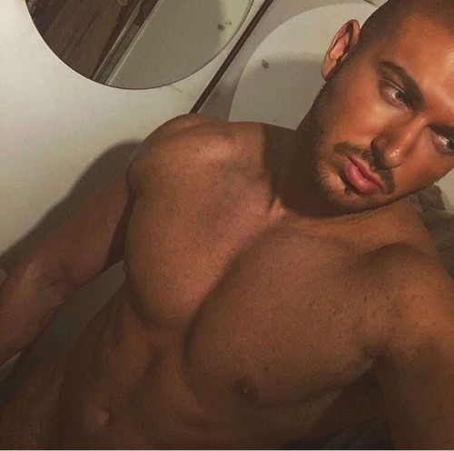 naughtyboy808:  One night with this 6’5 daddy. Just one night.