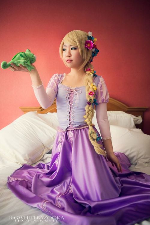 Rapunzel from TangledRapunzel is worn by me~(made by Dustin) Photo by BigWhiteBazooka &nbs
