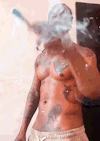 illuzion-z:Omarion starting his day right