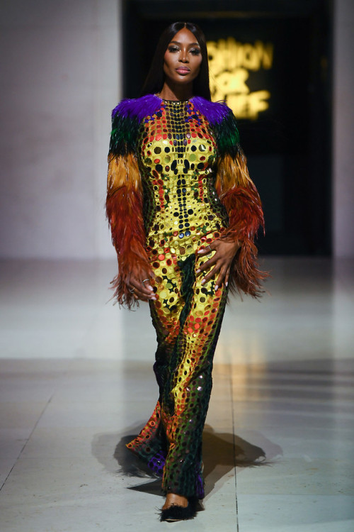 Naomi Campbell wearing Jean-Paul Gaultier Fall/Winter 2019 Haute Couture and Valentino Fall/Winter 2