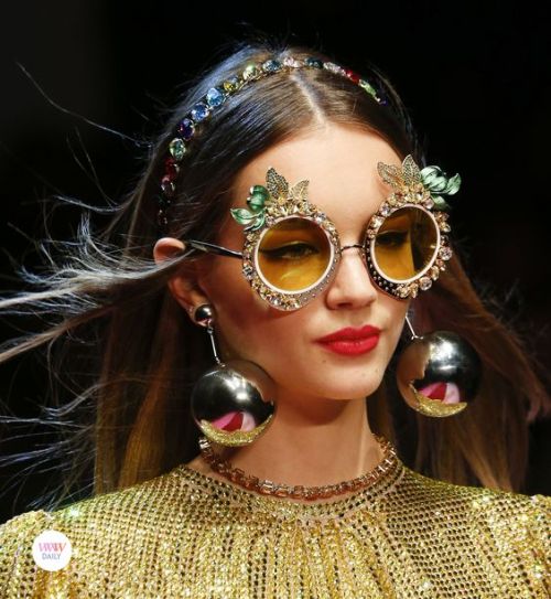 naazar:Dolce and Gabbana Favorite Details