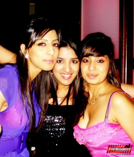 thebhabhis:  Geeta wants you to have her &amp; enjoy - Part 04 Geeta wants you