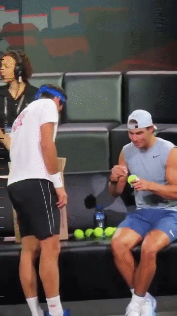 Fedal Signing Balls Together For The Kids During Their Laver Cup 2019 Practice