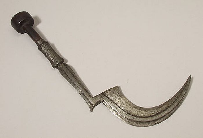 art-of-swords:  Zande KnifeDated: 1858Culture: Zande, BongoMedium: iron, woodMeasurements: