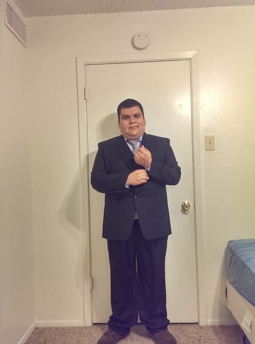 josecorner:  Well since someone couldn’t see me like this in person (Cubby). I decided that I’d take photos for them ;)