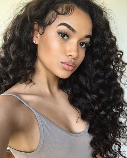 la-venere-nera:  IG: iamcydneychristine Height: 5'10" 