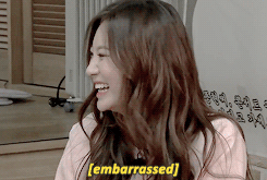 shinees-deactivated20190406: Yura testing her strength, or lack thereof