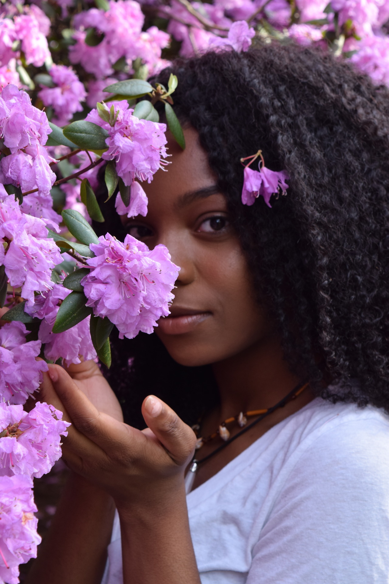 blackgrlsaremagic:  When you and your roomie do a photoshoot together Insta: @z.xen_