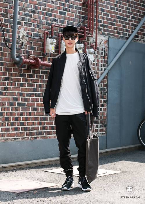 dibski:  Streetsnap: Kim Seung Hyuk. Photo by Park Kiyeon