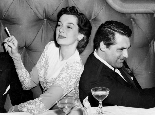 archiesleach:  BFFs Rosalind Russell and Cary Grant are photographed having way too much fun at Ciro