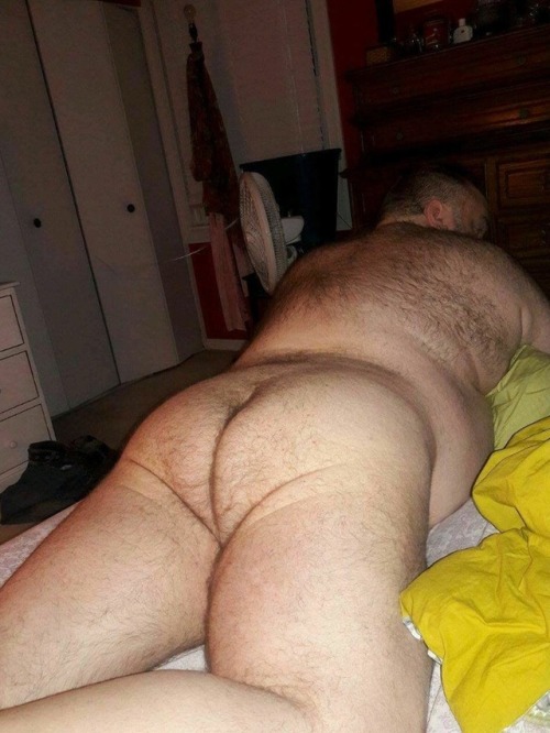 chubbyandbears:Hot Ass