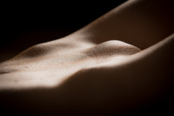nudeforjoy:  nicenudephotos: Bodyscape by ScottMurdoch from http://bit.ly/1dsqRO7