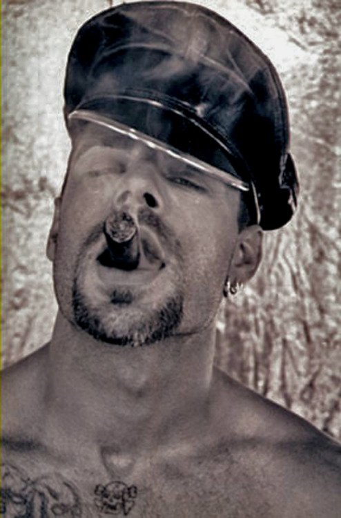 xboyy:  Here are some other blogs you might like: Feeding my piss-fetish Your daily dosis of hot smokers My desire for leather A collection of all bois cute, sweet & sexy Desires of a kinky boi For all Boot Bois