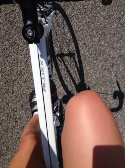 couturetri: Speed work ride. I was on the flat pretty much beasting it: 17 miles, I managed to aver
