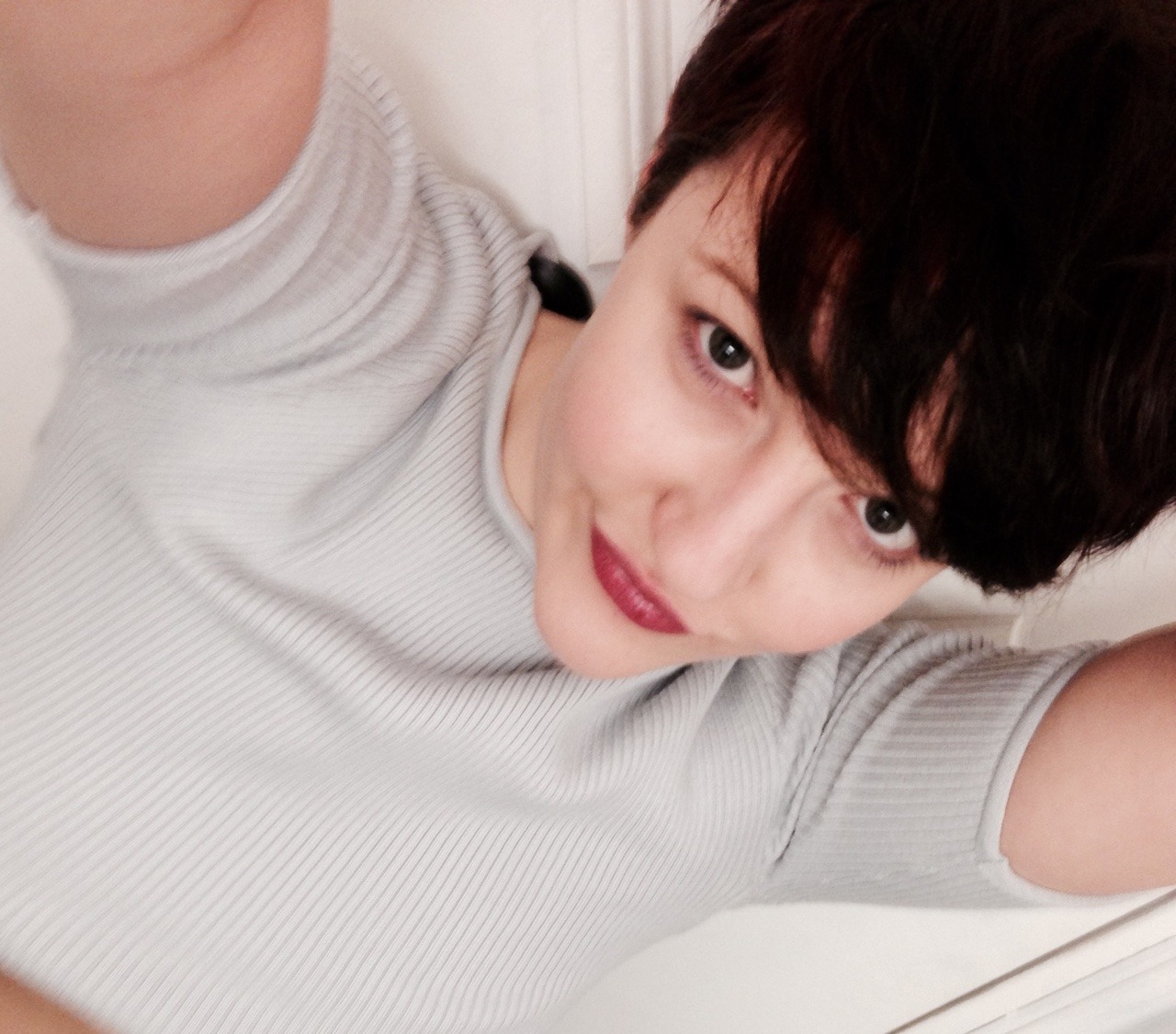 lookatthistangleofthorns:  Tried on some cute outfits today :) 