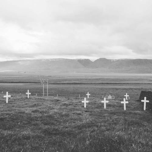 Cemetery Glaumbær, Iceland. #island #iceland #glaumbær #kirkja #church #kirche #friedhof