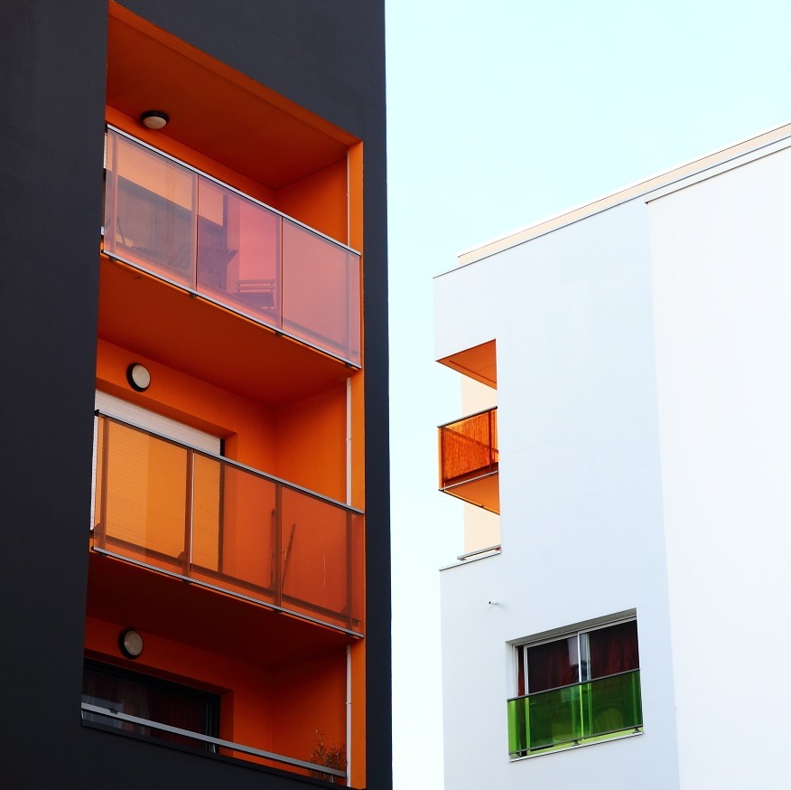 archatlas:  Balconies Une-Vache