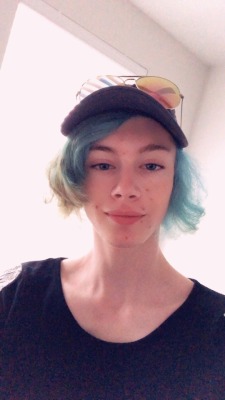 bonafideopus:  oh blue hair? two looks? you bet!  (she/her)