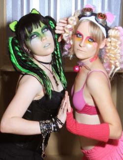 kittensightings:  The Yin to my Yang by caseykitten  For loads more check out out our: tumblr - http://makeupfetishist.tumblr.com and our subreddit http://www.reddit.com/r/makeupfetish