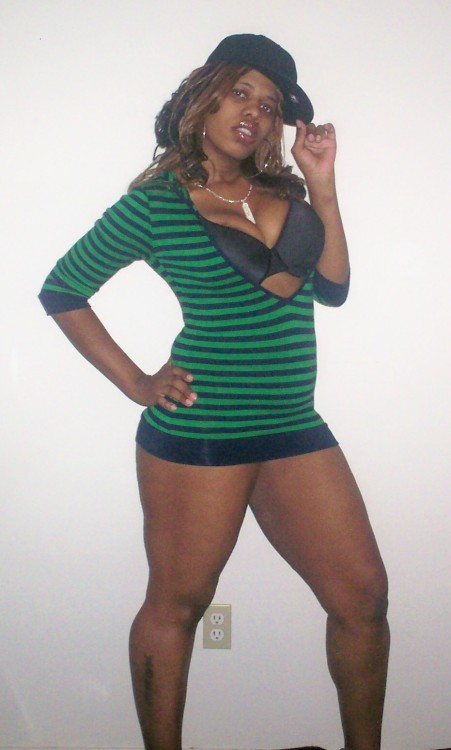 jazziedad:  Girl next DOOR 