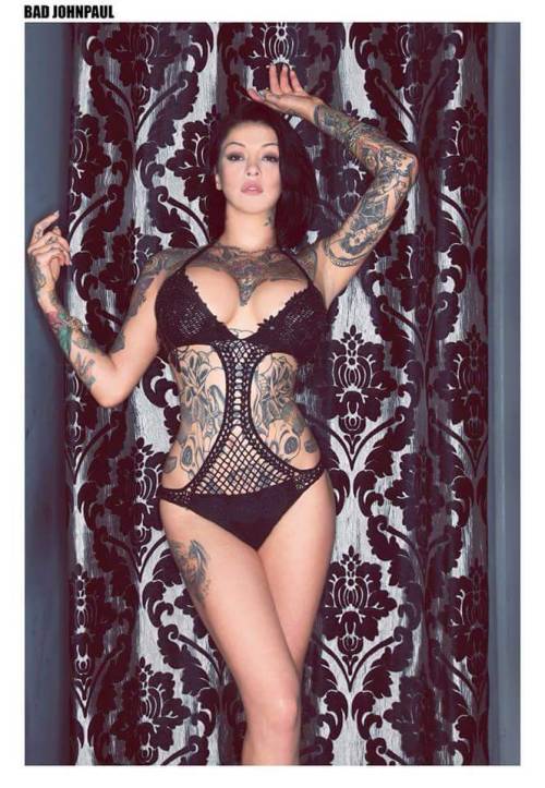 inkedgirlsonly:  Hookup with a local hottie tonight: http://bit.ly/1SntjoT