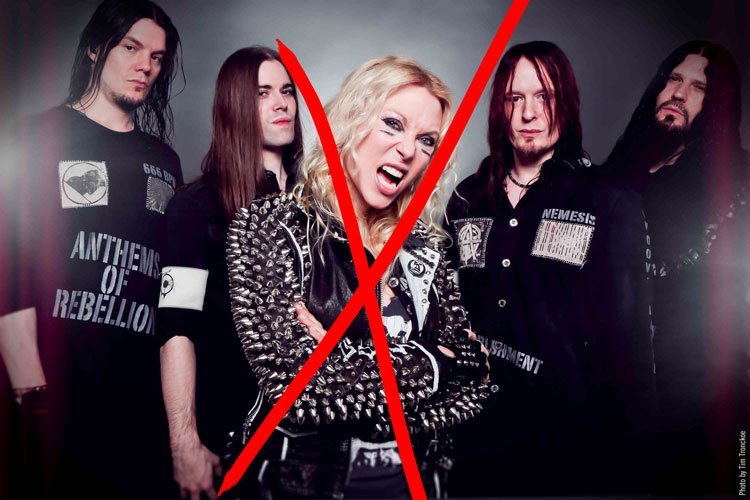 metalinjection:  ANGELA GOSSOW Steps Down from ARCH ENEMY; Replacement Announced