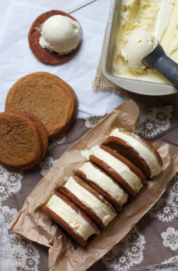 do-not-touch-my-food:  Ginger Vanilla Bean Ice Cream Sandwiches