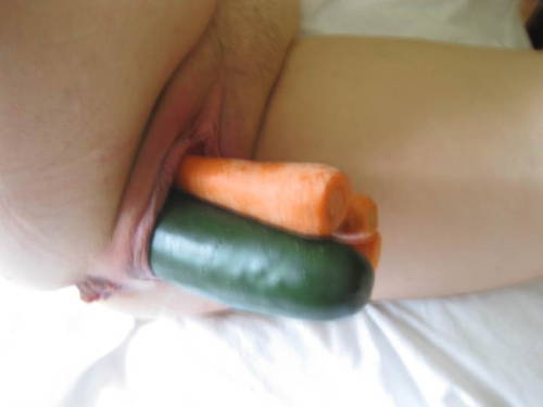 Porn fruit-and-vegetable:  cucumber, carrots and photos