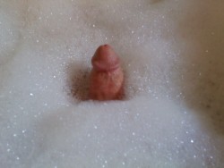 genitalmodsandstuff:  circumcisedperfection:  So easy to clean a cut cock.  Who doesn’t love a good bubble bath!