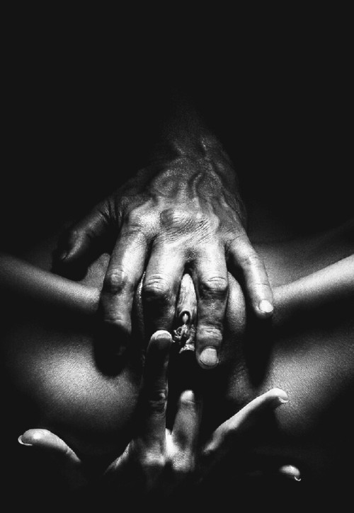 herleadingman: herleadingman:  My Hands My hands will penetrate you. My hands will make your skin st