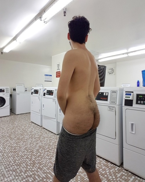 hawtcawk:Laundry night
