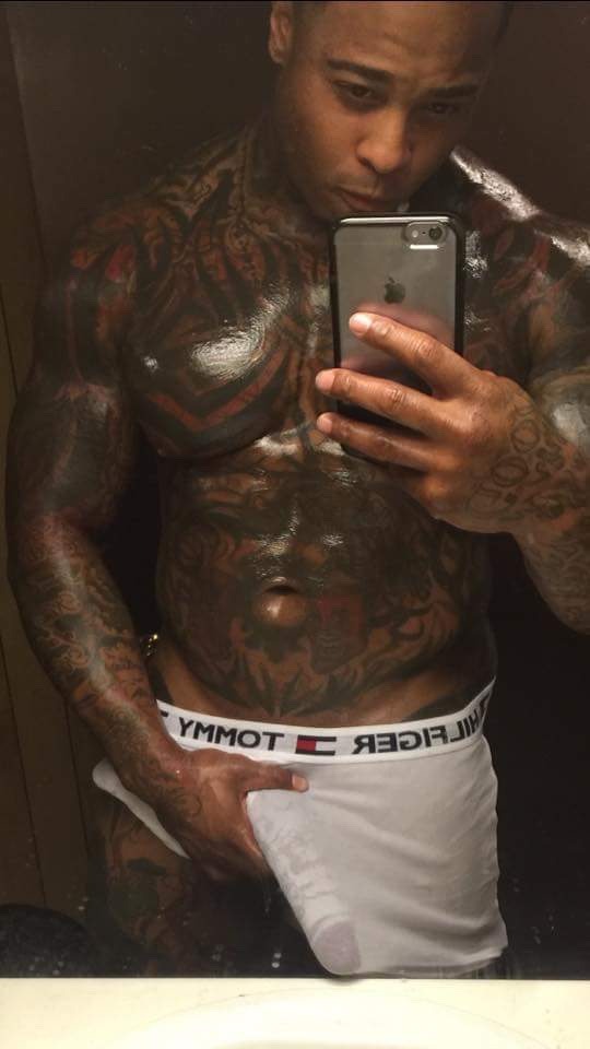 mediumrarebeef:  The thickness!!!!!!! 😭😭😭