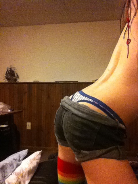 trappyfeet2:   submitting to the best blog ever &lt;3 submitted by roxycrossdress