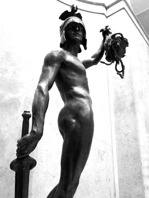 nigra-lux:  POMEROY, Frederick William (1856-1924)Perseus1898BronzeCardiff MuseumEd. Orig. Lic.