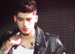 keepingupwithzayn:  More than this - Amsterdam [03.05.2013] 