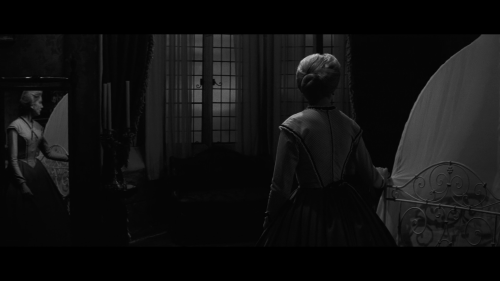 romans-art:some of my favourite faceless screenshots from The Innocents (1961)