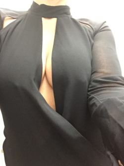 jackandallison2:  Did some bodysuit shopping recently…I kinda like this one.  Trust us, we all kinda like it😉