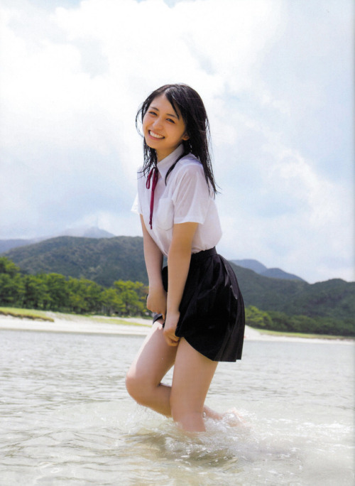 voz46:  Nagahama Neru 1st Photobook 「Koko Kara」
