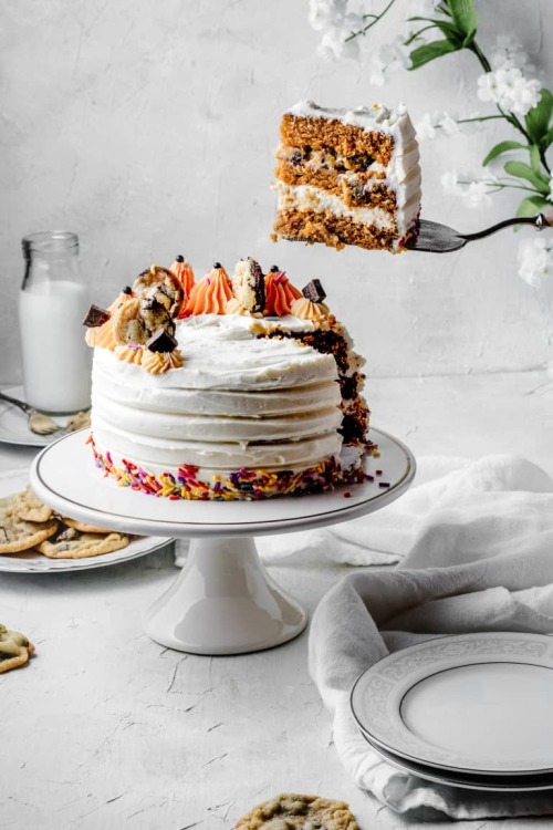 sweetoothgirl:Pumpkin Cookie Dough Cake