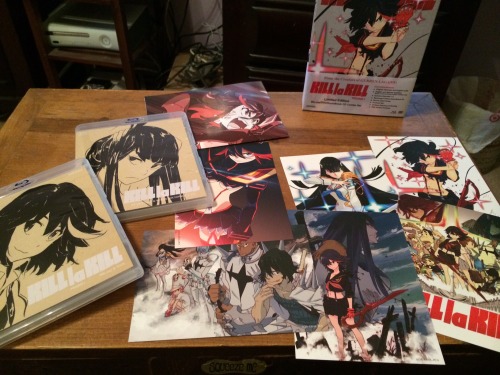 Kill la Kill BD/DVD LE (Vol. 1) neat