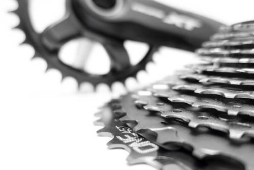 aces5050:  (via OneUp Chain Rings for XT 11 Speed - Pinkbike)