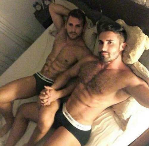 Hot Arab Boys