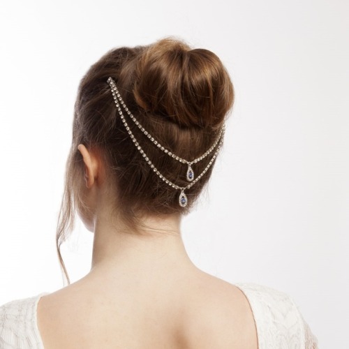 sosuperawesome:Headpieces and Shoulder Necklace, by Rose Red Rose White on Etsy