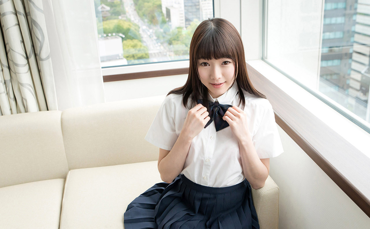 honestlyschoolgirl:  Scute Ayane 透き通るような白肌の美少女とラブラブエッチあやね